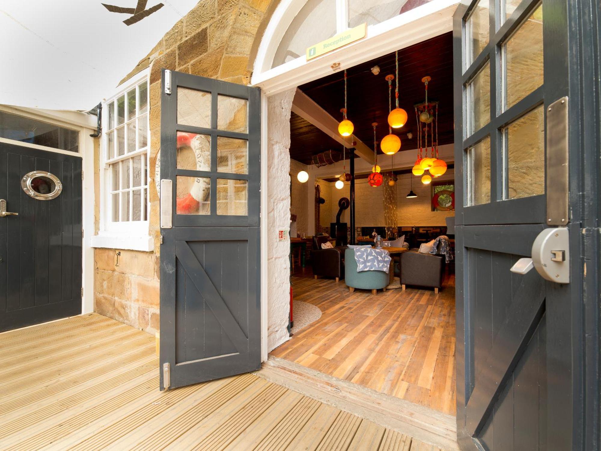 Yha Boggle Hole Hostel Fylingthorpe Εξωτερικό φωτογραφία